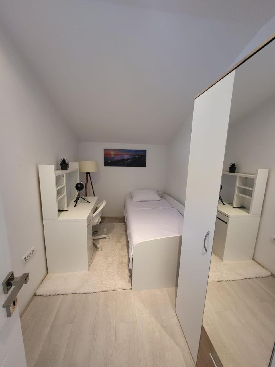 Matkovic Residence 蒂瓦特 外观 照片