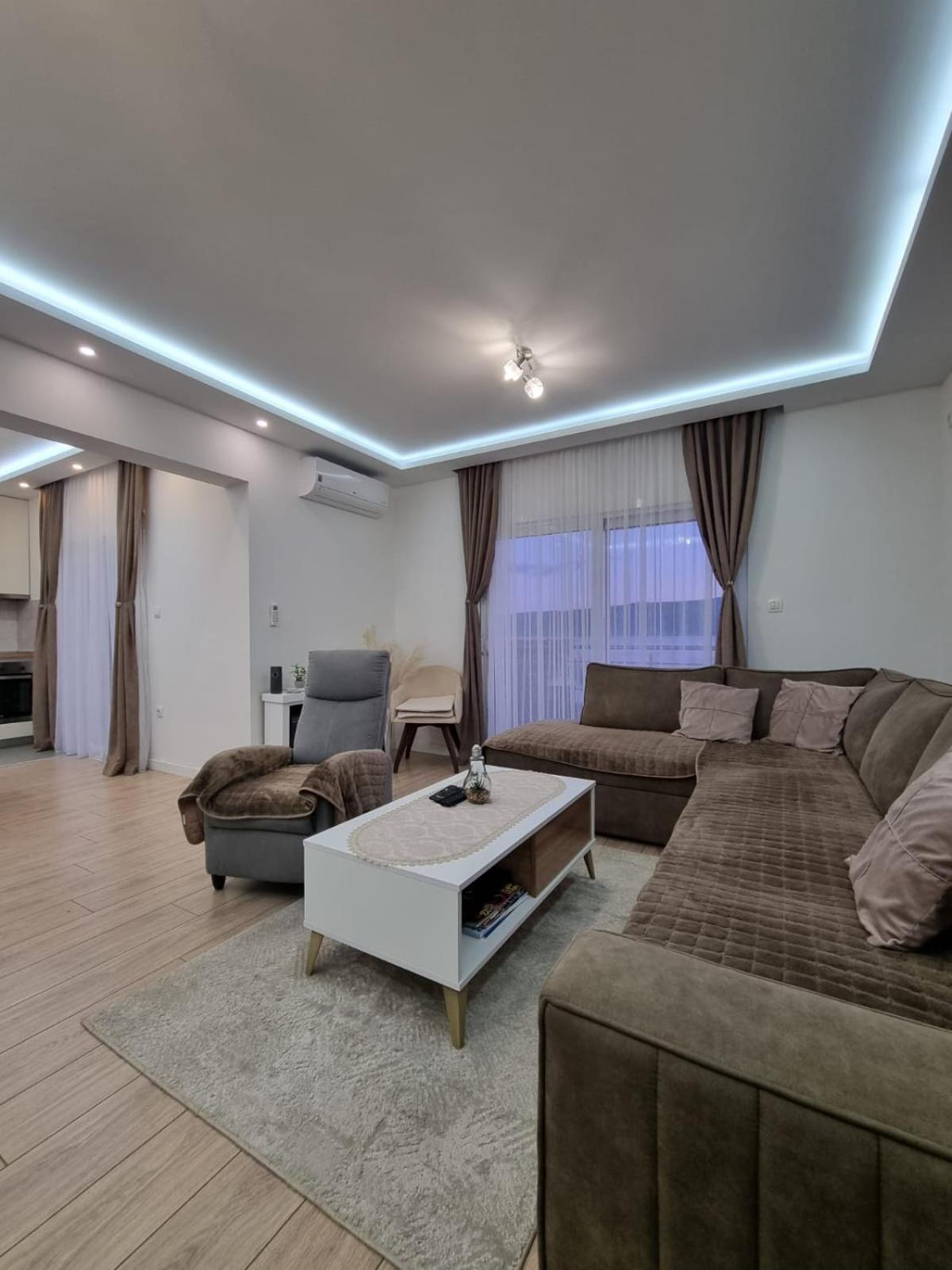 Matkovic Residence 蒂瓦特 外观 照片